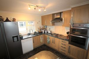 Integrated appliances - click for photo gallery